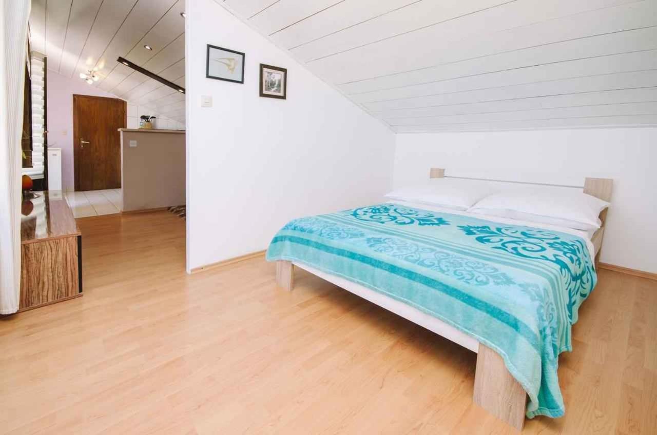 Apartment In Crikvenica 39210 外观 照片