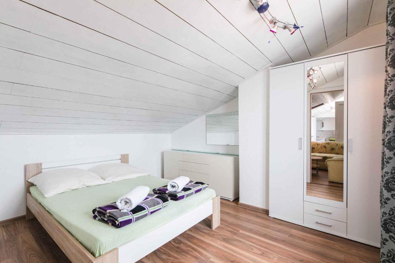 Apartment In Crikvenica 39210 外观 照片