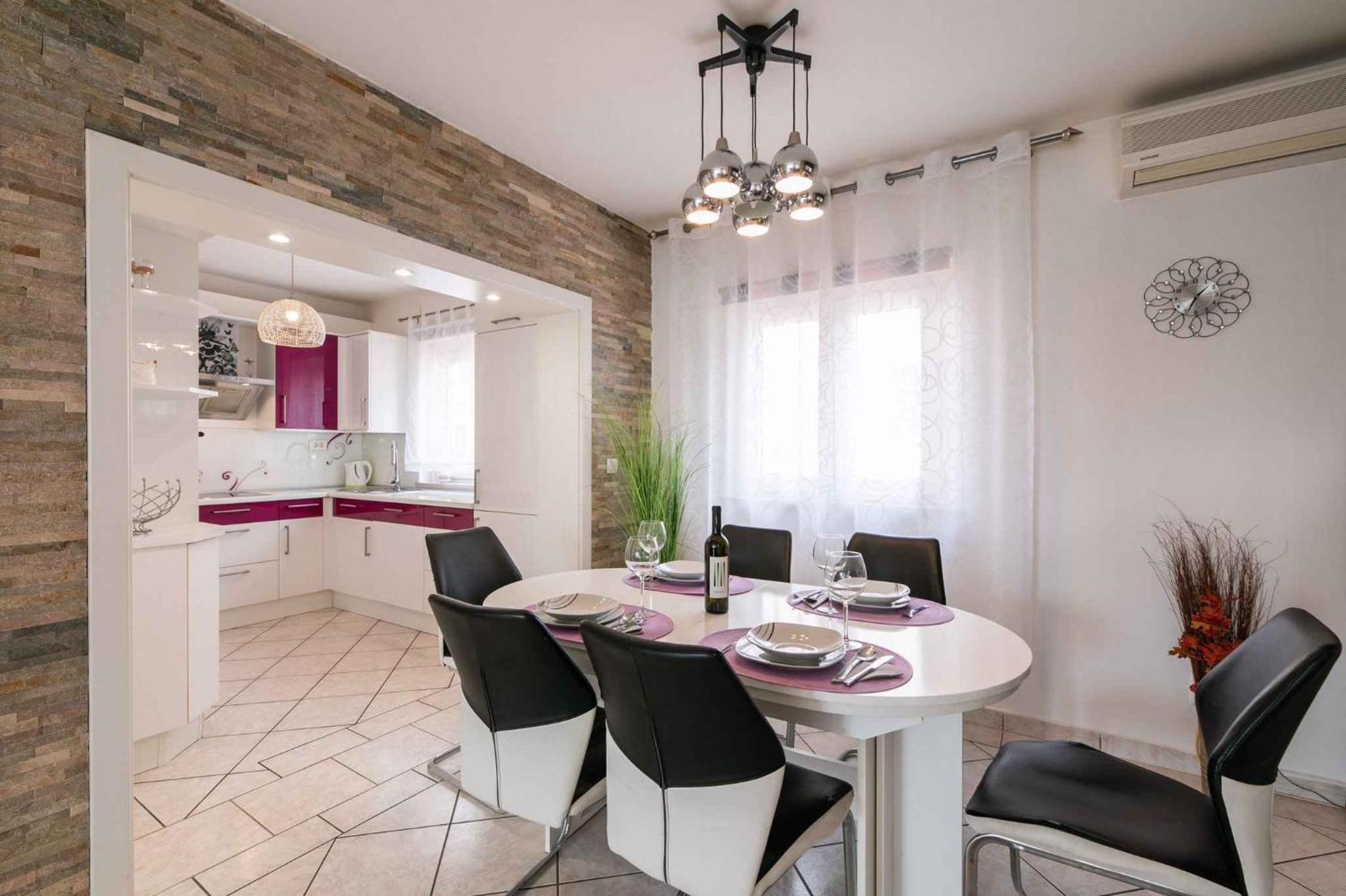 Apartment In Crikvenica 39210 外观 照片