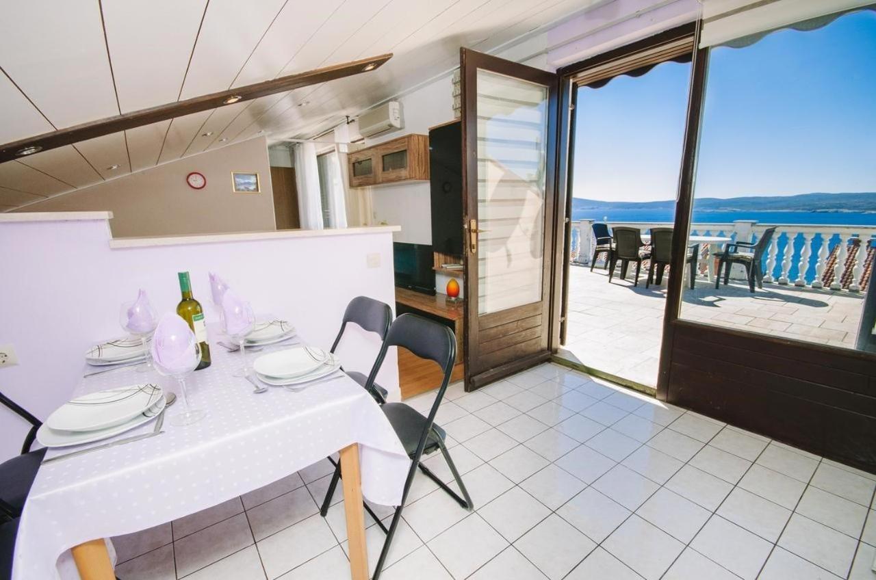Apartment In Crikvenica 39210 外观 照片