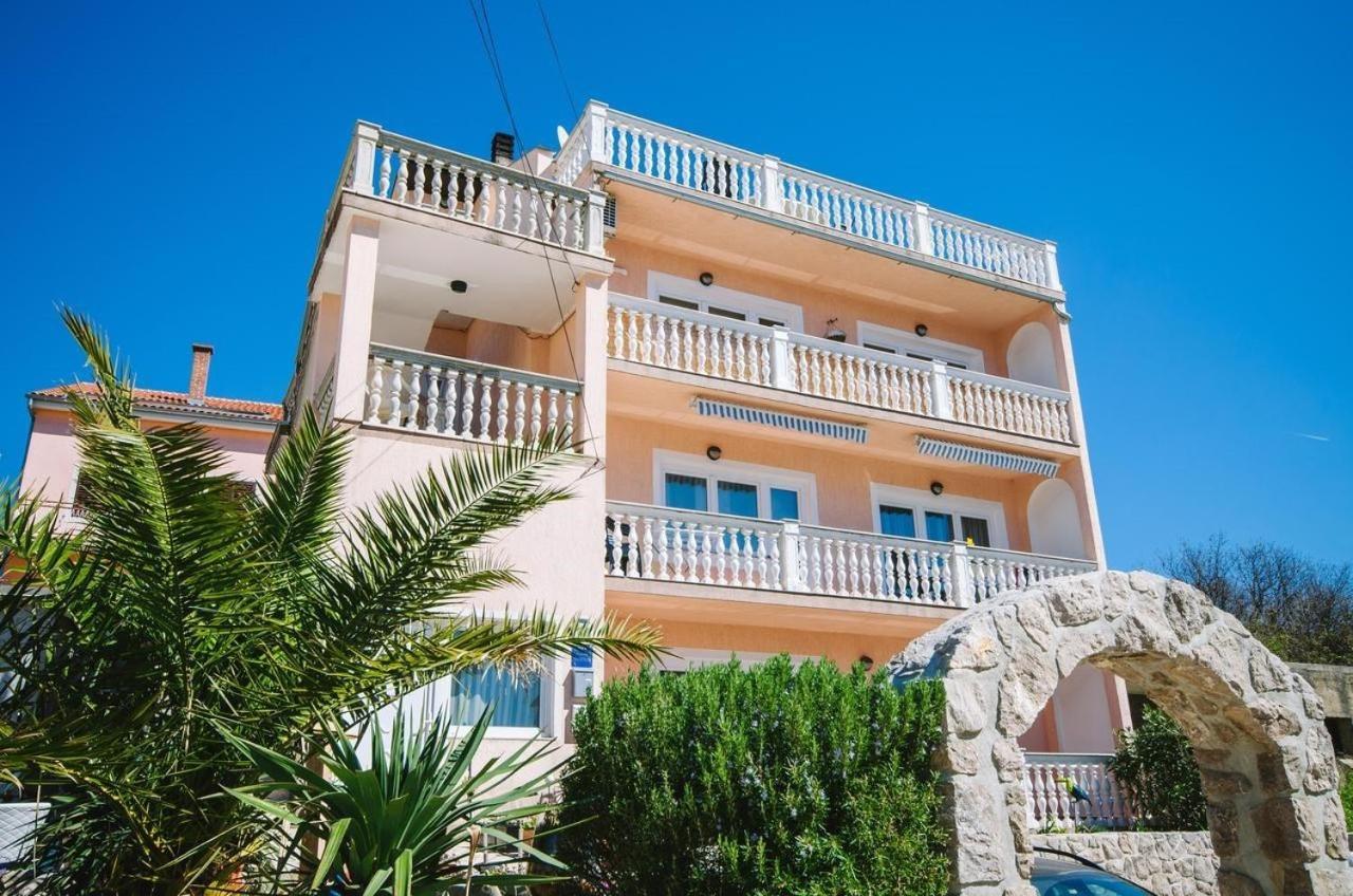 Apartment In Crikvenica 39210 外观 照片